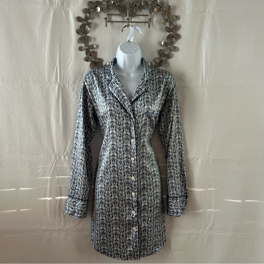 Victoria's Secret Black and White Long Sleeve Shirt Dress